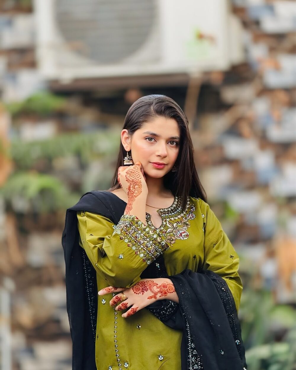 নকশিকাঁথা অলিভ